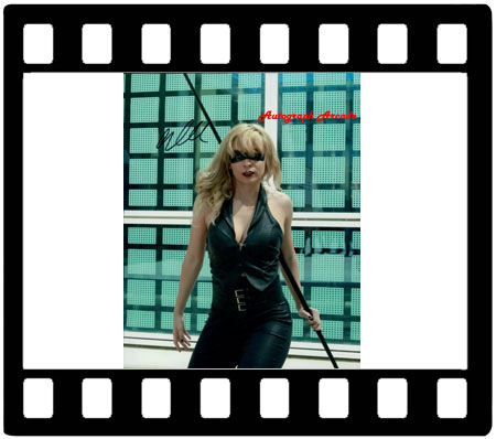 Elle Viane Sonnet autographs