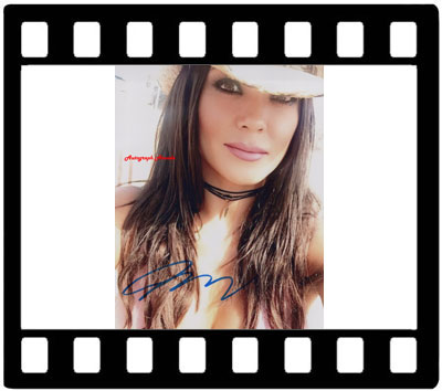 Jennifer Irene Gonzalez autographs