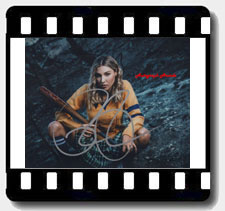 Rebecca Lee Robertson autographs