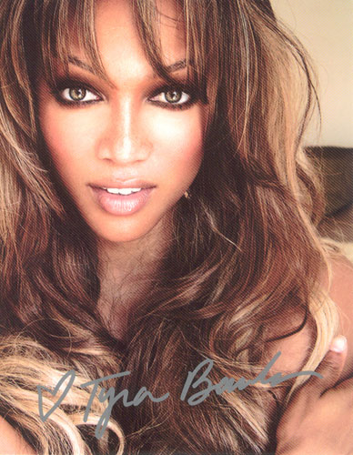 Tyra Banks autographs